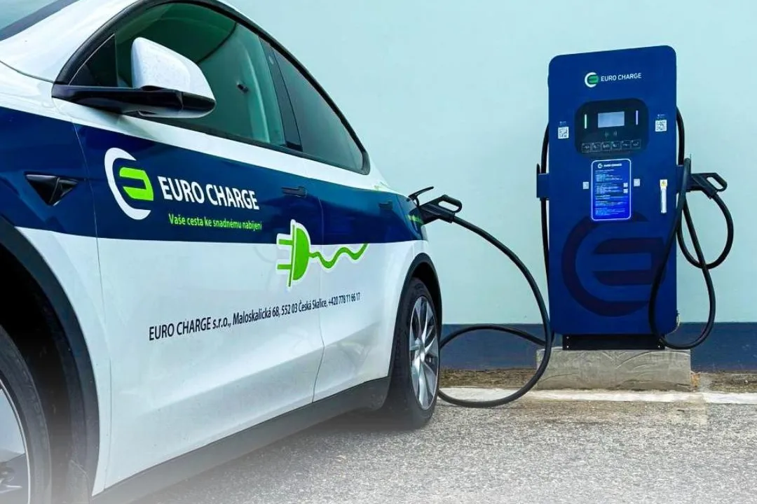 Rychlonabíjecí stanice DC EURO CHARGE u FENIX GROUP v Jeseníku